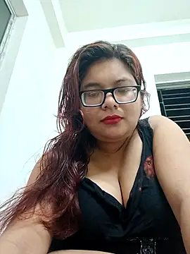 Snapshot of Elie_Hallway chatting on April 2026 07:22:01 PM Elie Hallway online show from April 2026 07:22:01 PM