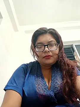 Snapshot of Elie_Hallway chatting on April 2026 06:58:01 PM Elie Hallway online show from April 2026 06:58:01 PM