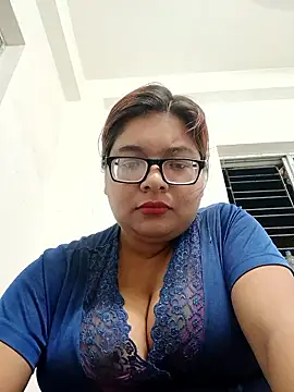 Snapshot of Elie_Hallway chatting on May 2026 06:35:01 PM Elie Hallway online show from May 2026 06:35:01 PM