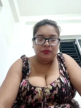 Snapshot of Elie_Hallway chatting on May 2026 06:26:02 PM Elie Hallway online show from May 2026 06:26:02 PM