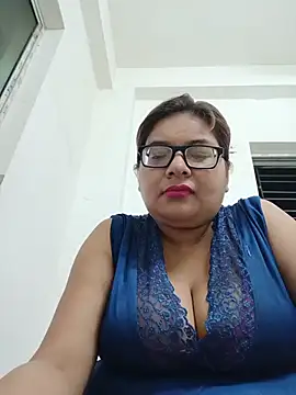 Snapshot of Elie_Hallway chatting on May 2026 06:25:01 PM Elie Hallway online show from May 2026 06:25:01 PM