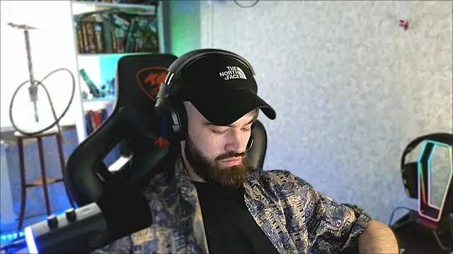 Snapshot of _Mostly_ chatting on March 2026 08:20:02 AM Mostly online show from March 2026 08:20:02 AM