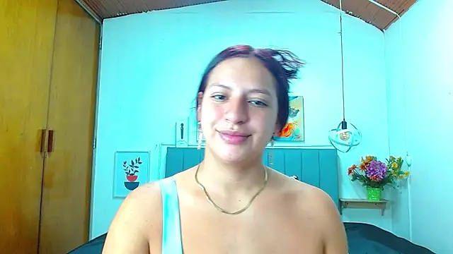 Scarlett Lucia online show from February 2026 07:57:02 PM