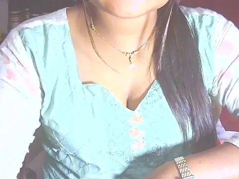 Nusrat Faria online show from January 2026 07:11:01 PM