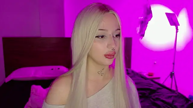 Lolykari online show from May 2026 02:49:02 PM