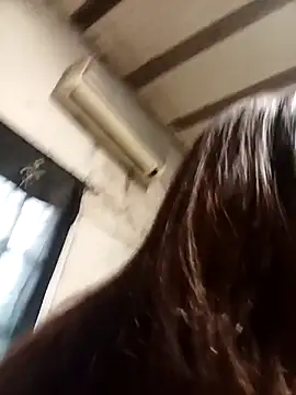 dieciochoyundia online show from March 2026 06:18:02 PM