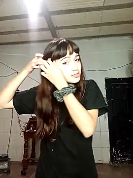 dieciochoyundia online show from March 2026 04:23:01 AM