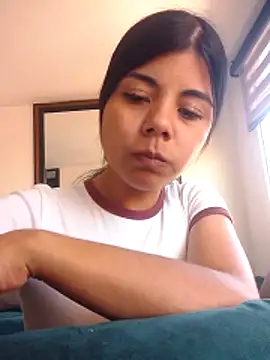 Roxan King online show from February 2026 03:00:01 PM