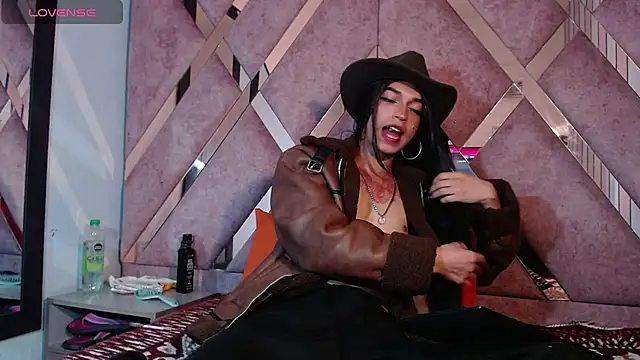 MeghanQueen   online show from February 2026 05:17:02 AM