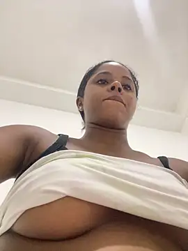 LIA PARKERR online show from May 2026 07:33:02 PM