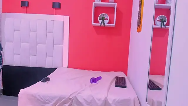 Snapshot of Roxy_sexy69_ chatting on February 2026 06:26:01 AM Roxy sexy69 online show from February 2026 06:26:01 AM