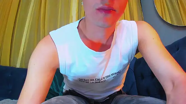 Snapshot of KairoBlaaze chatting on February 2026 01:34:01 AM KairoBlaaze online show from February 2026 01:34:01 AM