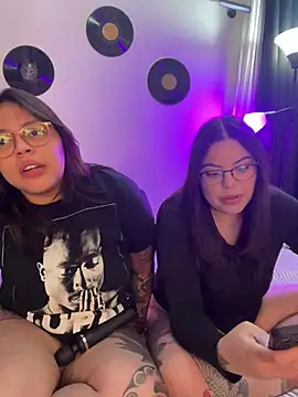 Snapshot of KittyTatts chatting on February 2026 04:30:01 AM KittyTatts online show from February 2026 04:30:01 AM