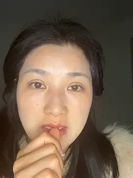 Snapshot of Follow_1 chatting on February 2026 11:54:02 AM Follow 1 online show from February 2026 11:54:02 AM