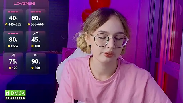 Snapshot of AdeLuna chatting on February 2026 05:52:01 PM AdeLuna online show from February 2026 05:52:01 PM