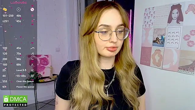 AdeLuna online show from June 2026 01:49:01 AM