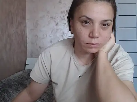 LorraGrey online show from May 2026 01:41:01 PM