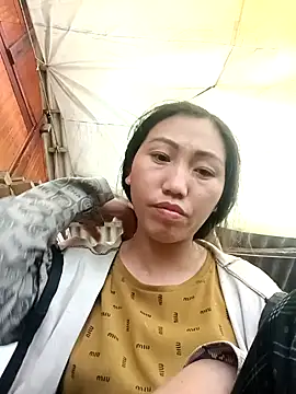 hot-luna- online show from March 2026 09:38:02 AM