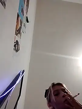 amairany27 online show from March 2026 04:50:01 AM