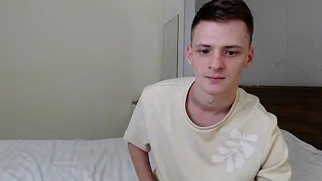 Snapshot of NikiKerryCum chatting on February 2026 12:43:02 PM NikiKerryCum online show from February 2026 12:43:02 PM