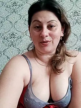 Snapshot of Soli9999 chatting on June 2026 07:41:02 AM Soli9999 online show from June 2026 07:41:02 AM