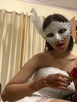 HEENA-STRIP online show from February 2026 10:22:02 AM