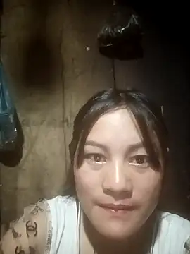 Momo-biki online show from April 2026 09:52:01 PM