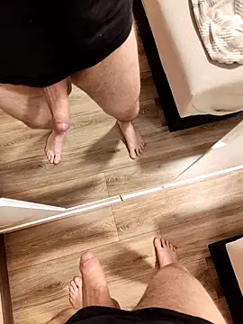 latya111 online show from April 2026 10:12:02 PM