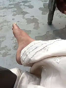 Snapshot of aishwarya_sunkisser chatting on February 2026 04:16:02 AM aishwarya sunkisser online show from February 2026 04:16:02 AM