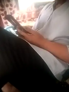 Snapshot of aishwarya_sunkisser chatting on February 2026 07:20:01 AM aishwarya sunkisser online show from February 2026 07:20:01 AM