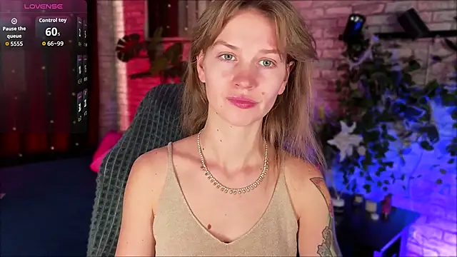 Crystal Kris online show from April 2026 05:24:02 AM