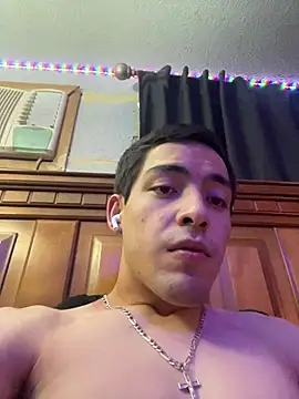 Snapshot of Tupapi696969q chatting on April 2026 03:52:01 AM Tupapi696969q online show from April 2026 03:52:01 AM