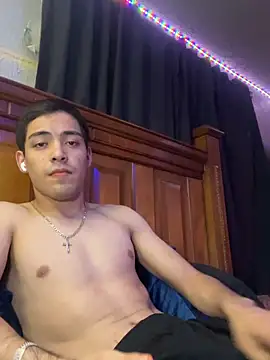Snapshot of Tupapi696969q chatting on May 2026 04:40:01 AM Tupapi696969q online show from May 2026 04:40:01 AM