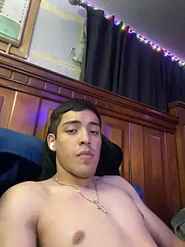 Snapshot of Tupapi696969q chatting on June 2026 04:18:02 AM Tupapi696969q online show from June 2026 04:18:02 AM