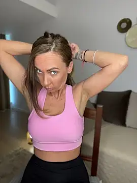 DivineAmely online show from May 2026 02:38:02 PM
