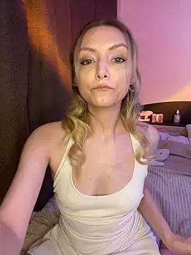 Leecey online show from February 2026 11:58:02 PM