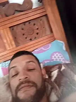 Hot Veteran 1 online show from February 2026 06:58:01 PM