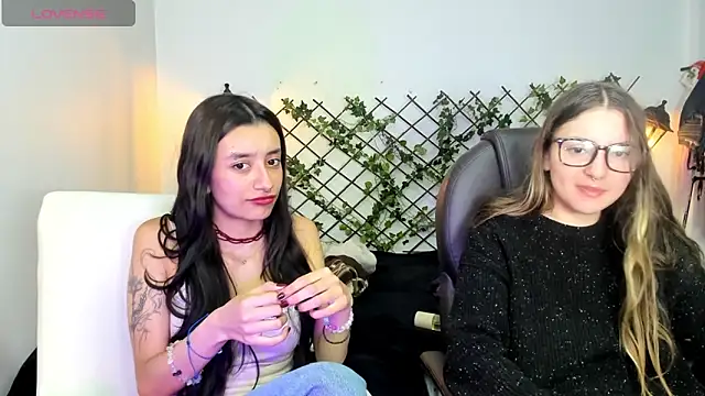 nana  rousse online show from March 2026 01:33:02 AM