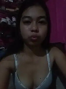 Snapshot of Heavens_night04 chatting on February 2026 11:11:02 PM Heavens night04 online show from February 2026 11:11:02 PM