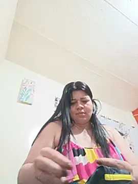 Erica  brooks online show from May 2026 10:39:01 PM