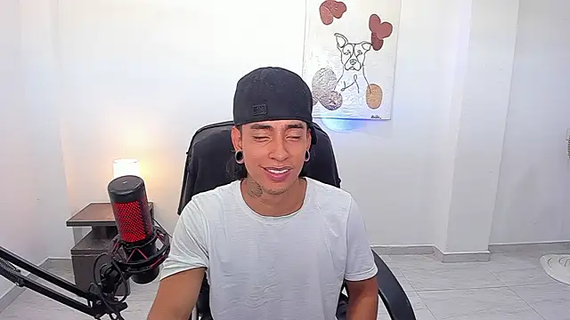 Snapshot of paisa_hotx chatting on February 2026 07:01:01 PM paisa hotx online show from February 2026 07:01:01 PM