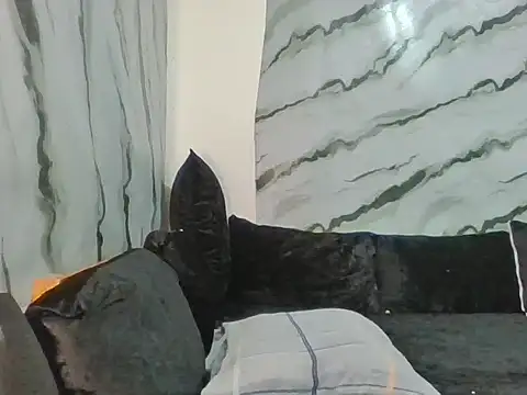 Snapshot of Rhieanne chatting on April 2026 01:49:02 PM Rhieanne online show from April 2026 01:49:02 PM