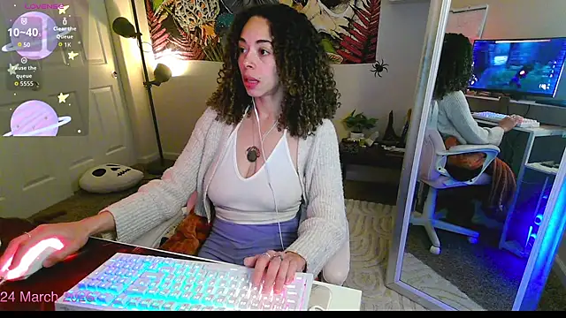 Snapshot of gunzinrose chatting on March 2026 02:56:01 PM gunzinrose online show from March 2026 02:56:01 PM