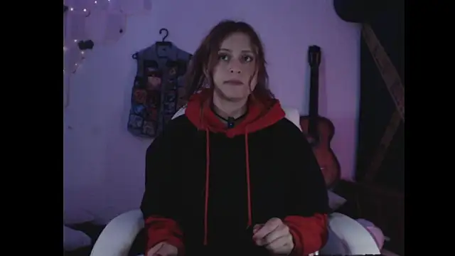 Lametaleralatina online show from April 2026 01:38:01 PM