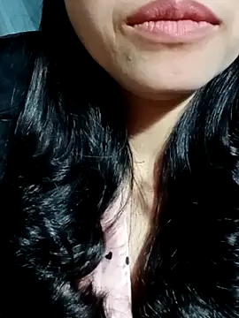 Snapshot of Hana-love2026 chatting on February 2026 12:43:02 PM Hana-love2026 online show from February 2026 12:43:02 PM