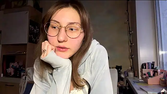 Miaaa Moon online show from February 2026 01:50:02 PM