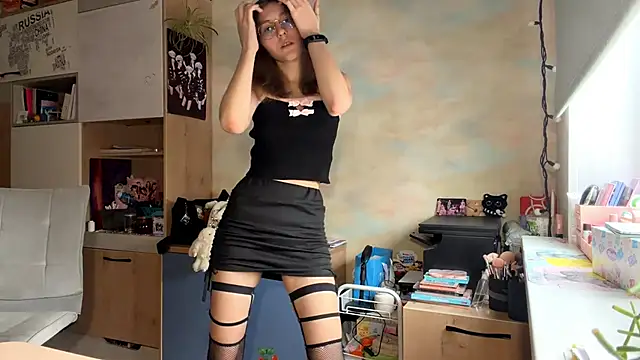 Miaaa Moon online show from February 2026 09:49:02 AM