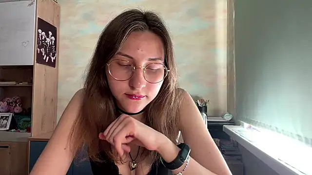 Miaaa Moon online show from May 2026 11:38:01 AM