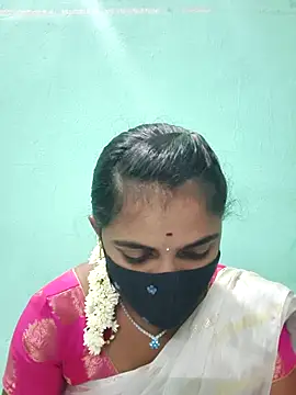 Tamil Hot Shana online show from May 2026 04:40:01 AM