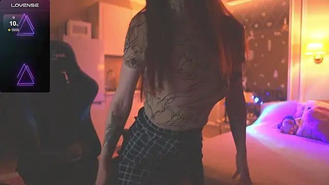 Snapshot of foxy_red_ chatting on February 2026 09:24:01 PM foxy red online show from February 2026 09:24:01 PM